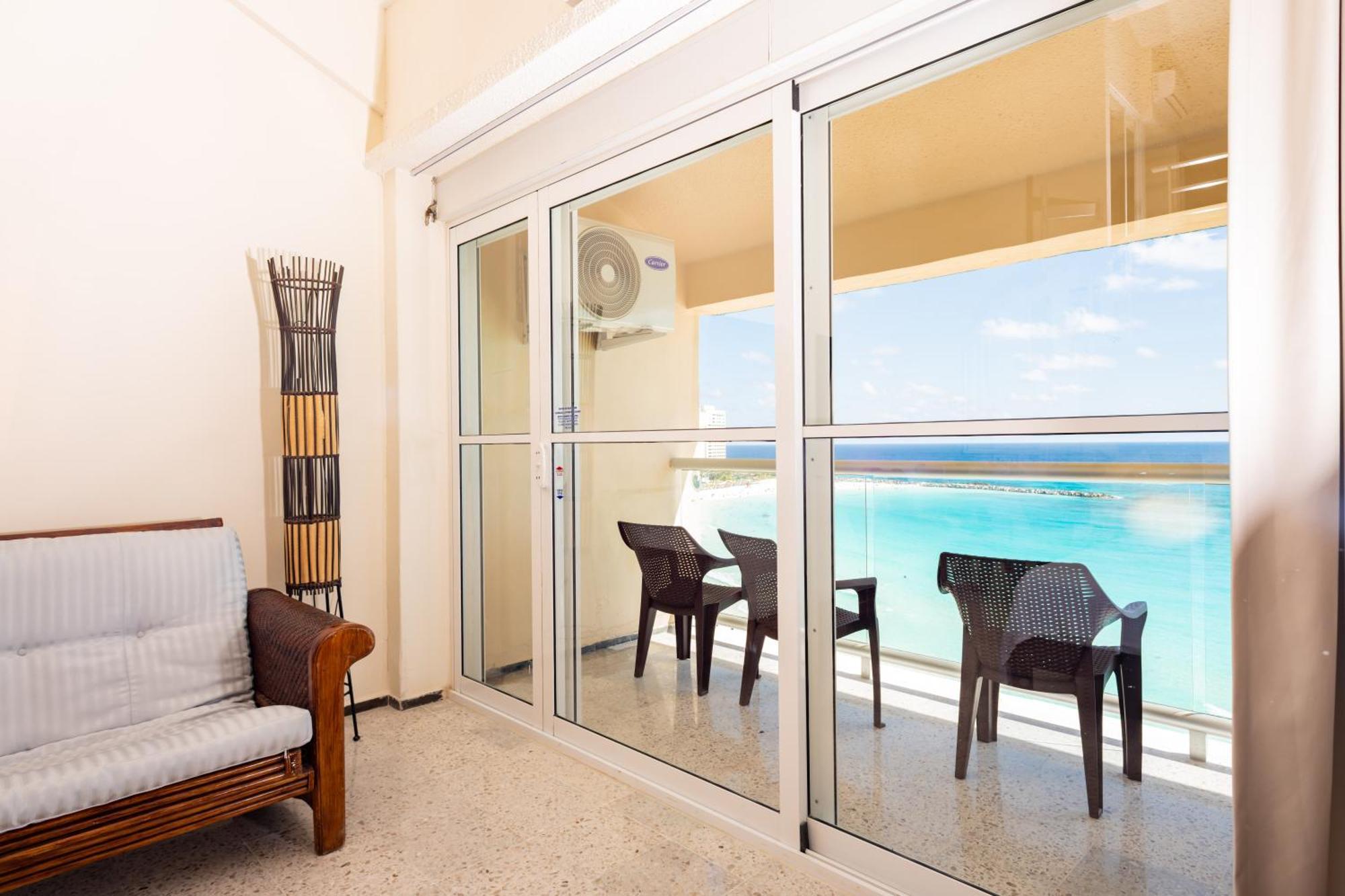 2 Story Oceanfront Penthouses On Cancun Beach! Экстерьер фото