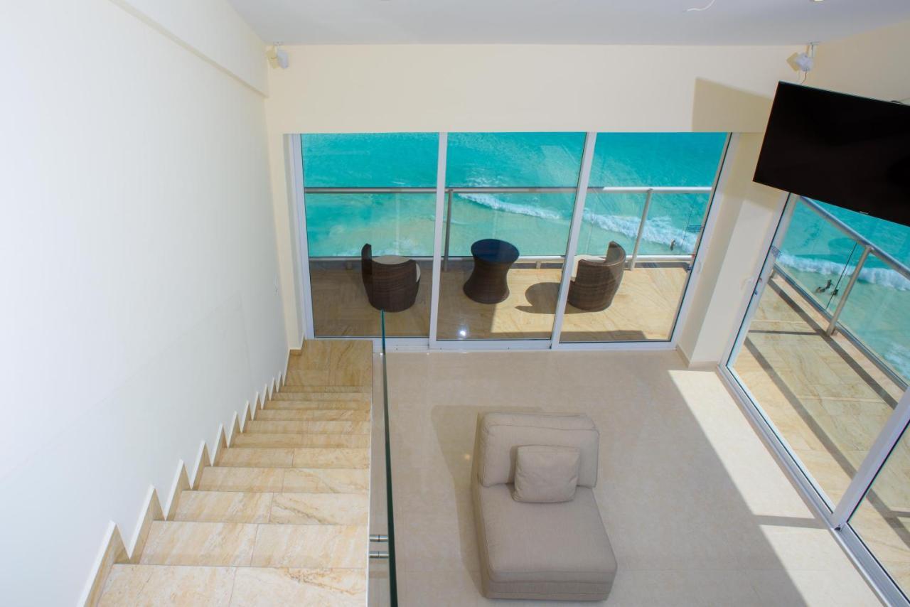 2 Story Oceanfront Penthouses On Cancun Beach! Экстерьер фото