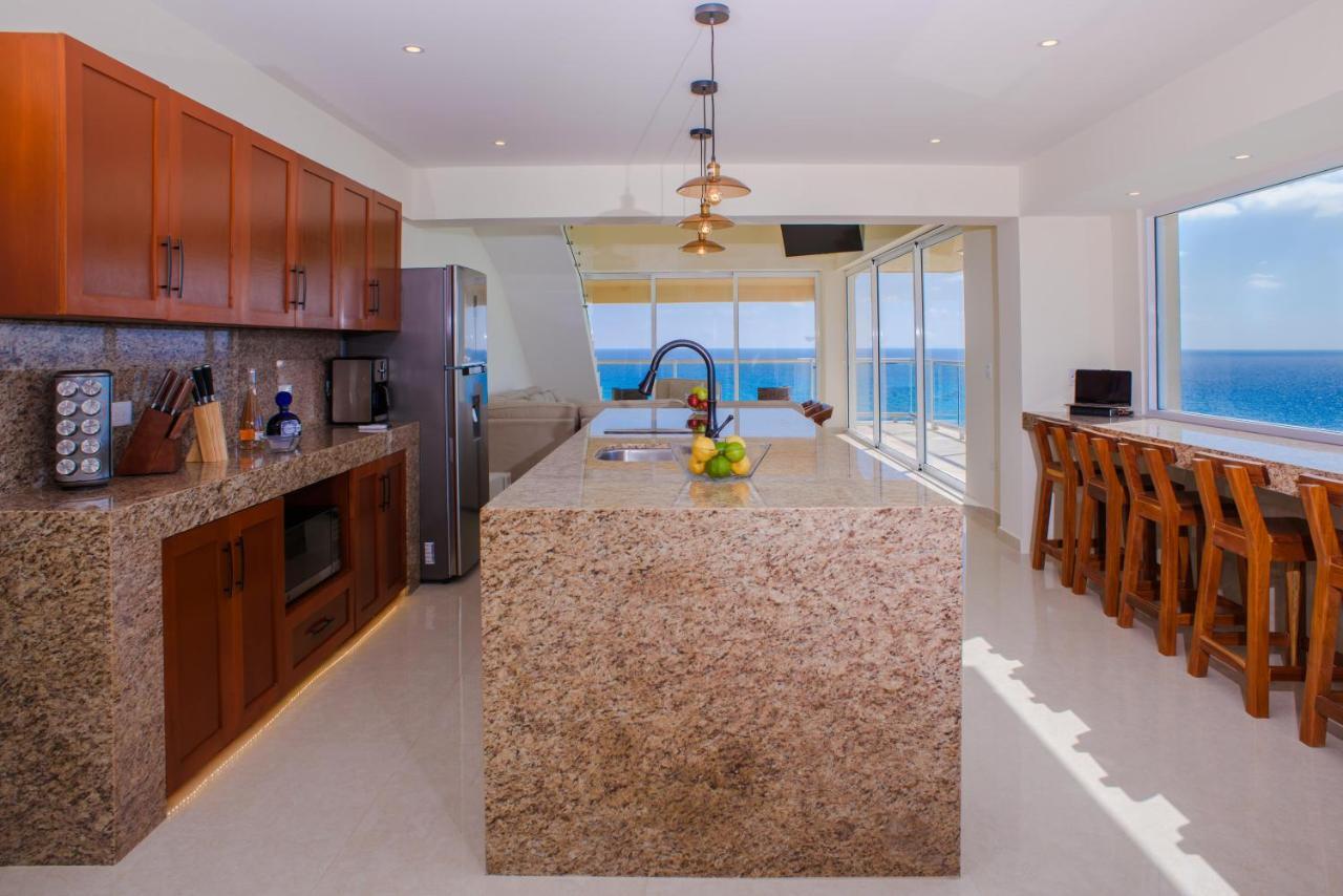 2 Story Oceanfront Penthouses On Cancun Beach! Экстерьер фото